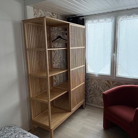Chalet Charmant Monika Avec Piscine Yvoir ภายนอก รูปภาพ