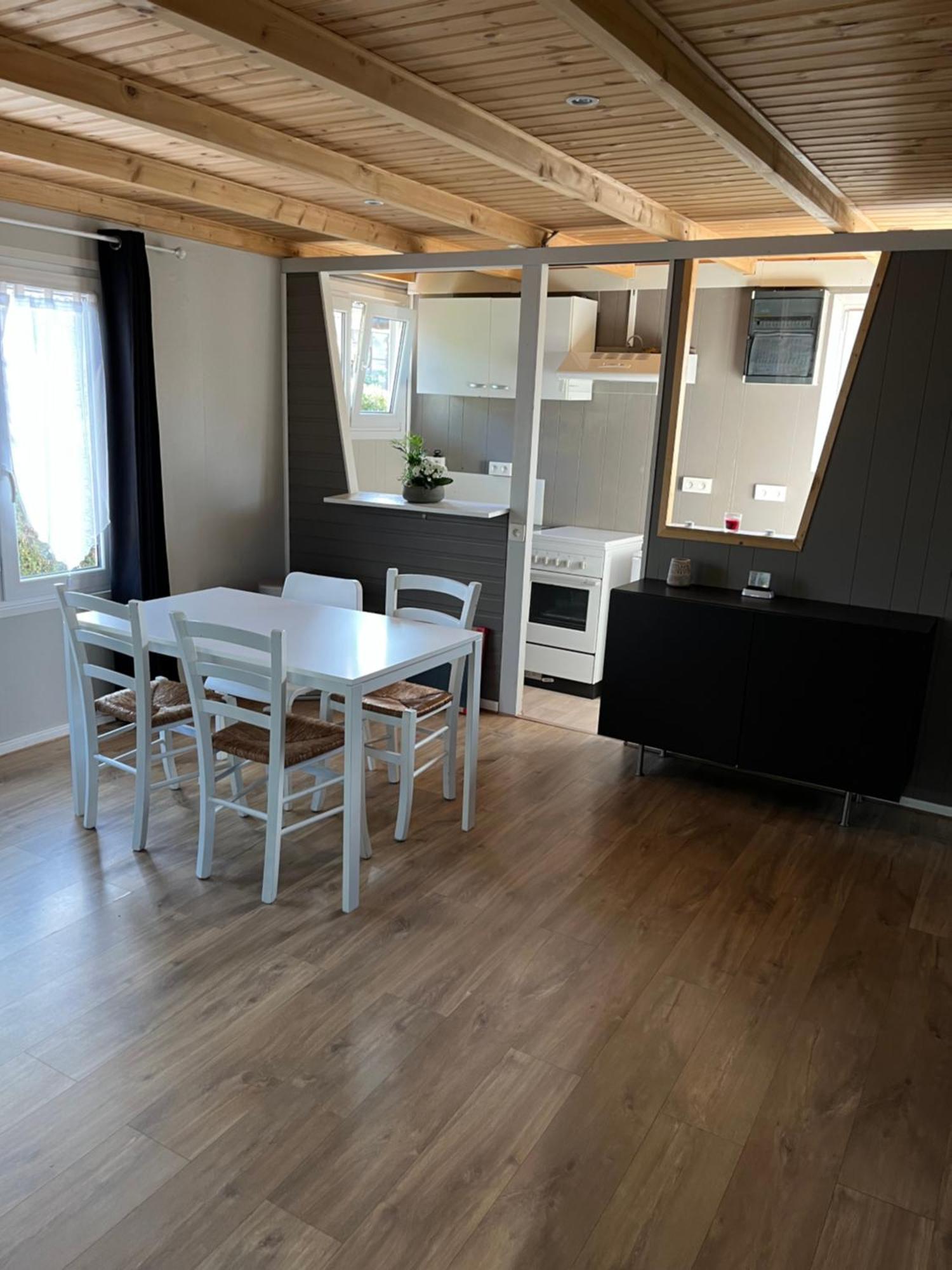 Chalet Charmant Monika Avec Piscine Yvoir ภายนอก รูปภาพ